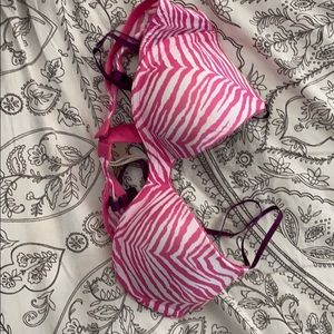BRAND NEW, never worn ARIE BRA SIZE 34A